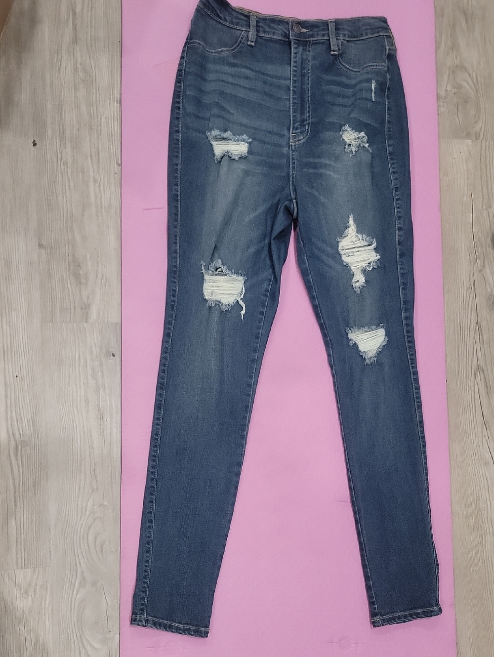 Classic Distressed High-Rise Women's Jeans - Blue